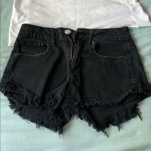 Hi-Rise AE Festival Shorts (Blk)